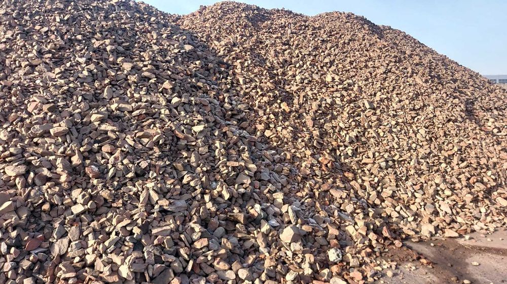 Kruszywo / kamień czerwony - różne frakcje