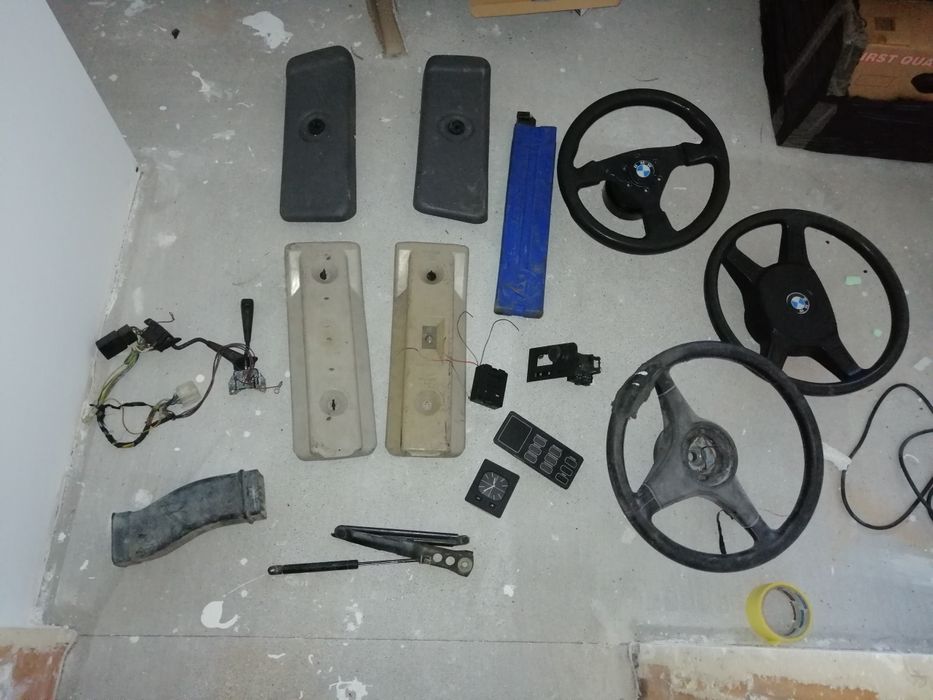 Bmw e30 wąska lampa cześći lampy kierownica e30 rarytas