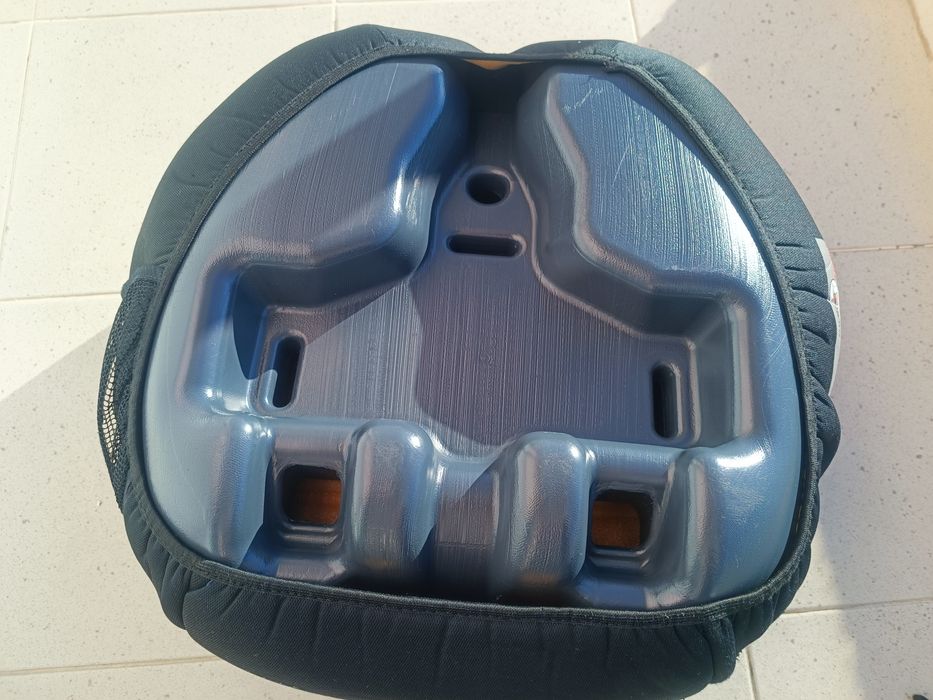 Assento de criança auto