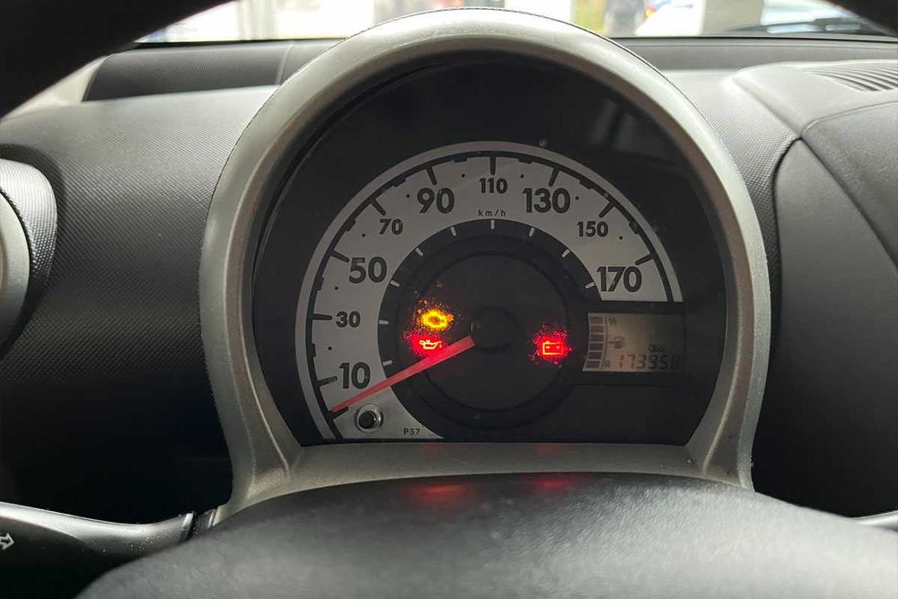 Toyota Aygo 2011 року