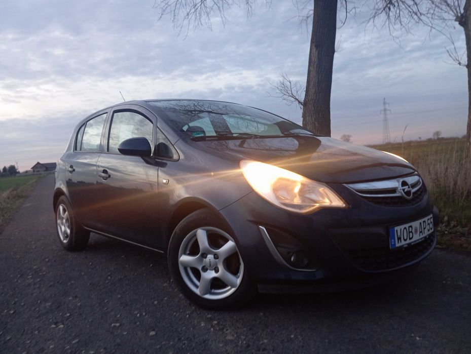 Opel Corsa D benzyna