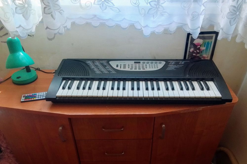 Klawiatura muzyczna sprawna