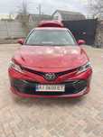 Toyota Camry 2018 року