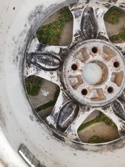 Komplet kól zimowych Honda 16 cali oem