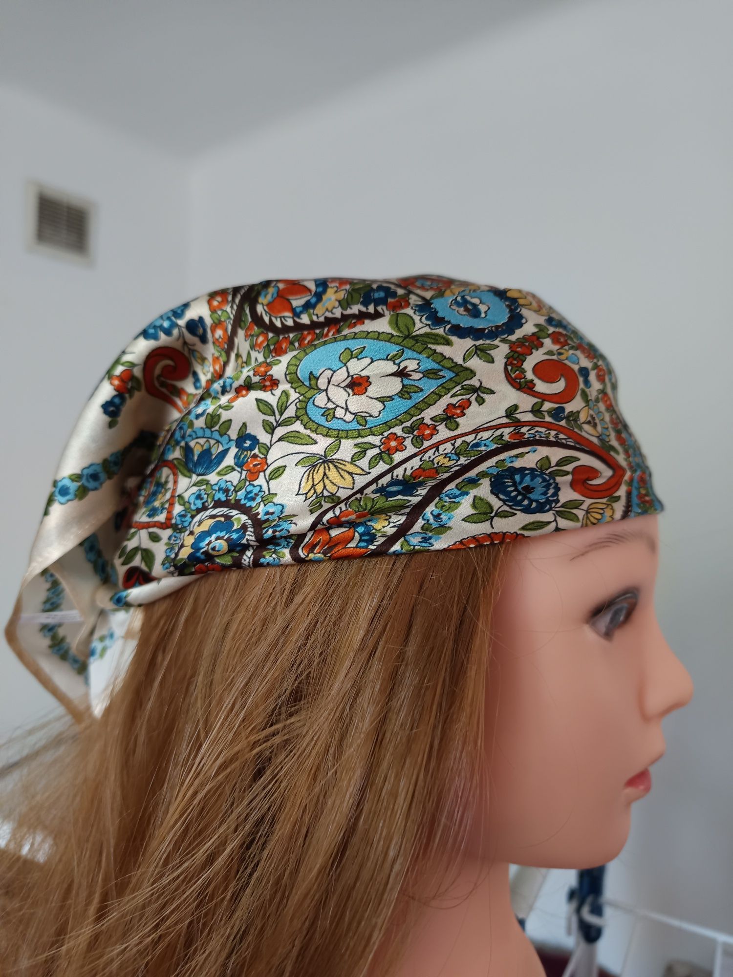 Jedwabna chusta\apaszka boho 53x53 cm, nowa