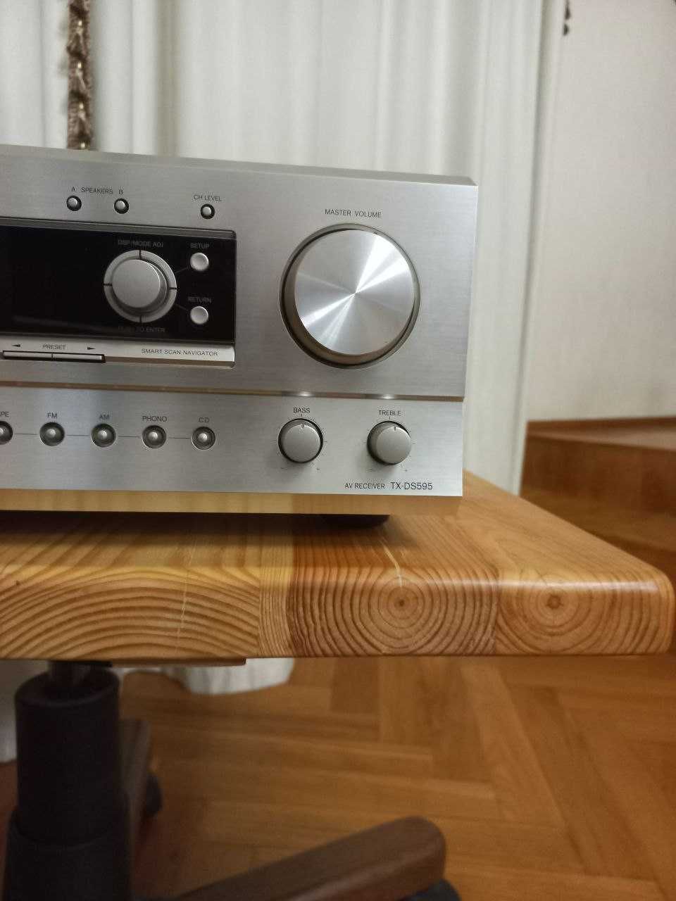 5,1 AV-Ресивер Onkyo TX-DS595