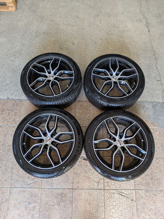 Komplet kół 18x8J 5x114,3 225/45/18