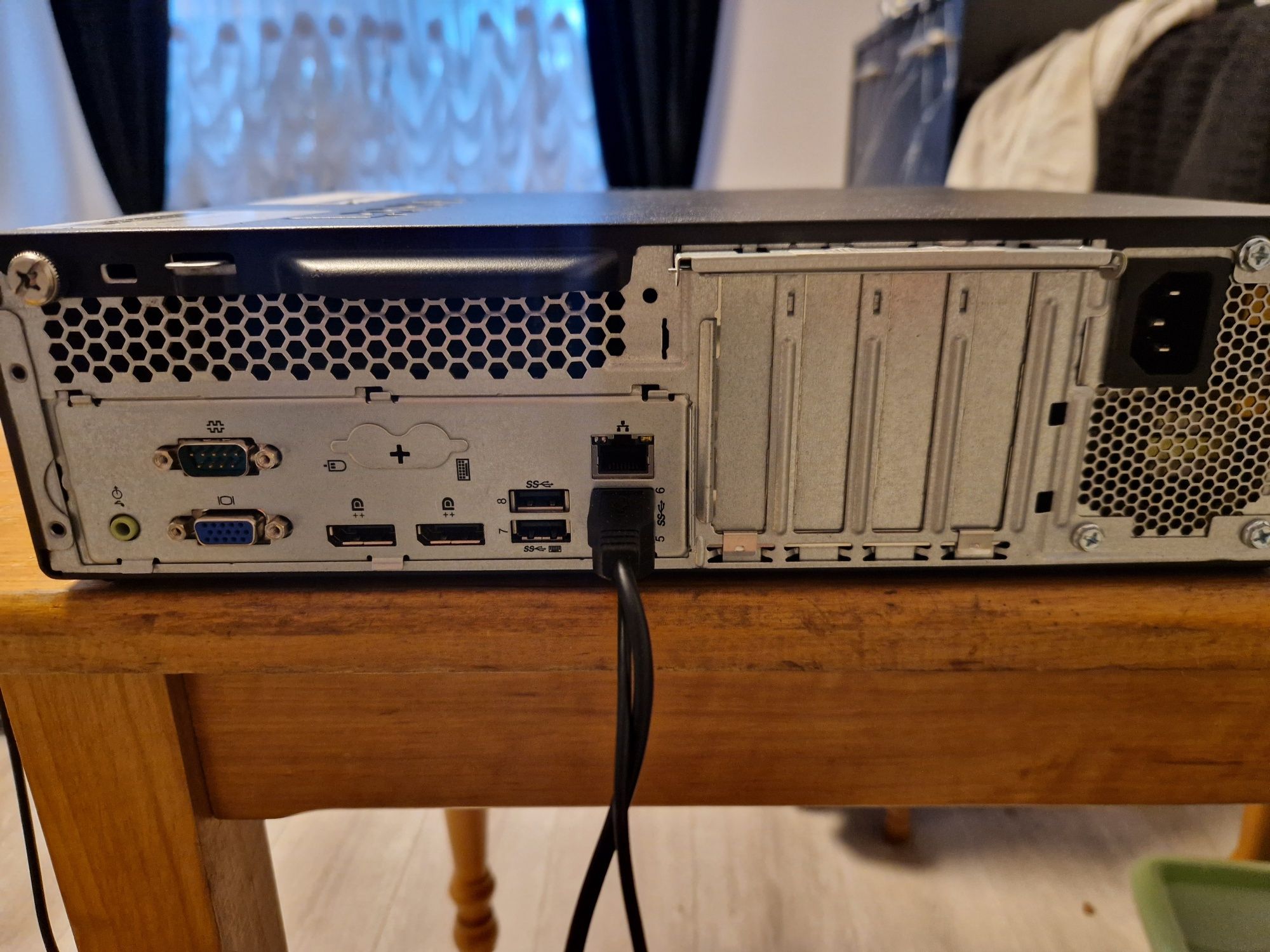 Lenovo think m920s