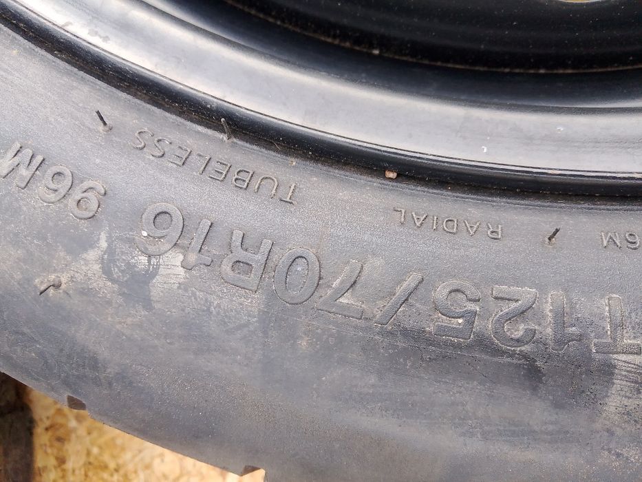 Koło zapasowe dojazdowka wkład bagażnika VW golf V