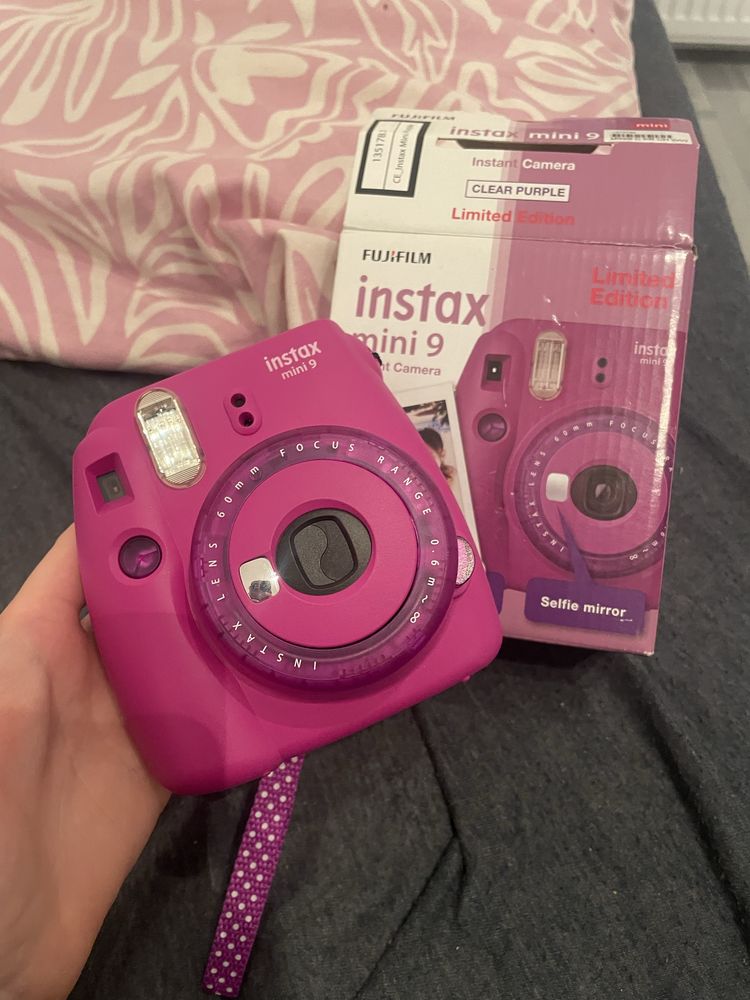 Instax Mini 9 – Limited Edition „Clear Purple” + pudełko