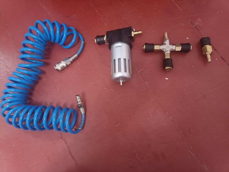Компрессор ременной Intertool PT-0011
