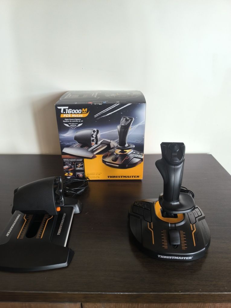 Joystick Thrustmaster