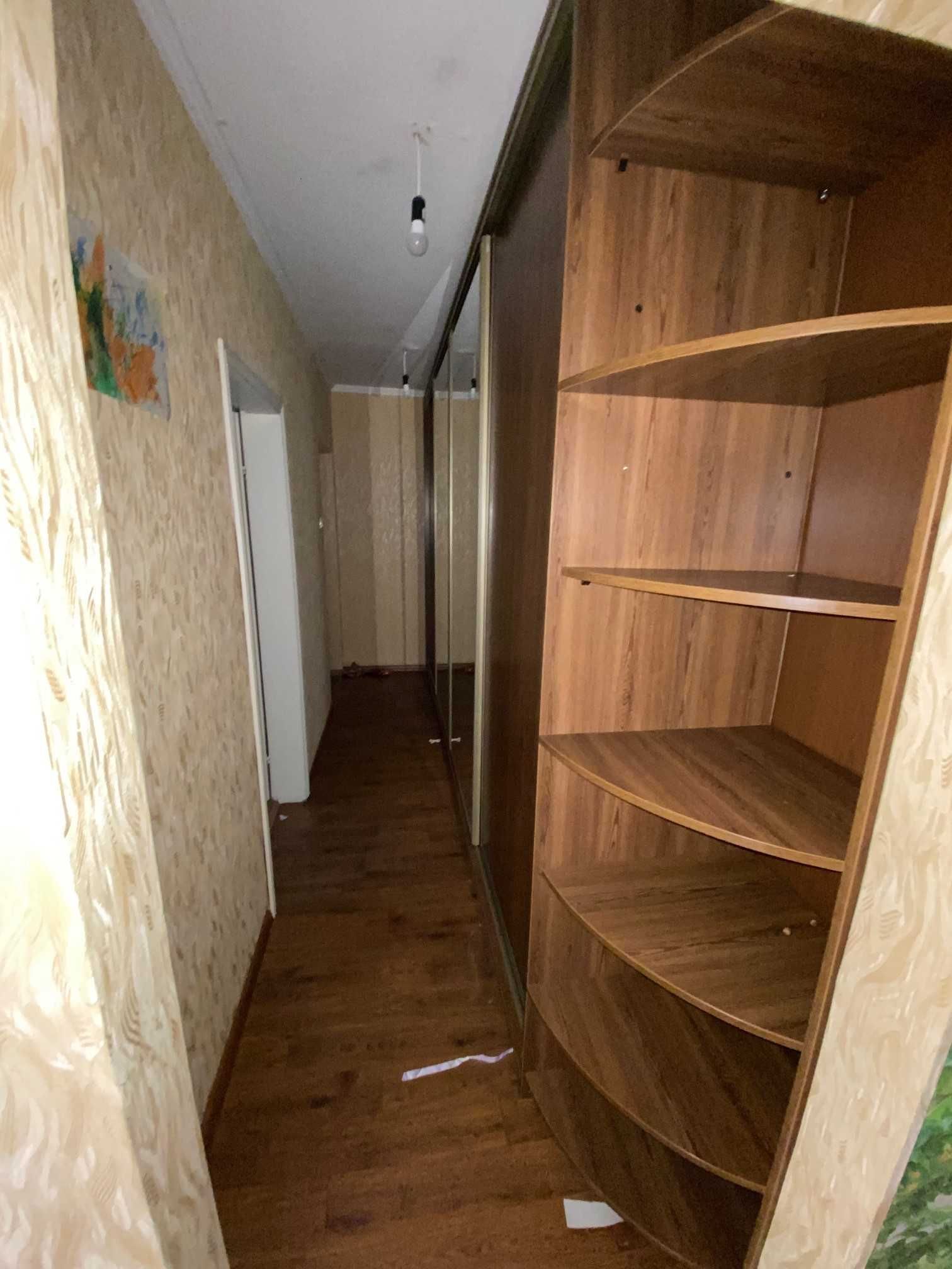 Продаж 2-к квартири 73,3 м2. м.Київ, вул.Драгоманова, 1-Б.   85000$