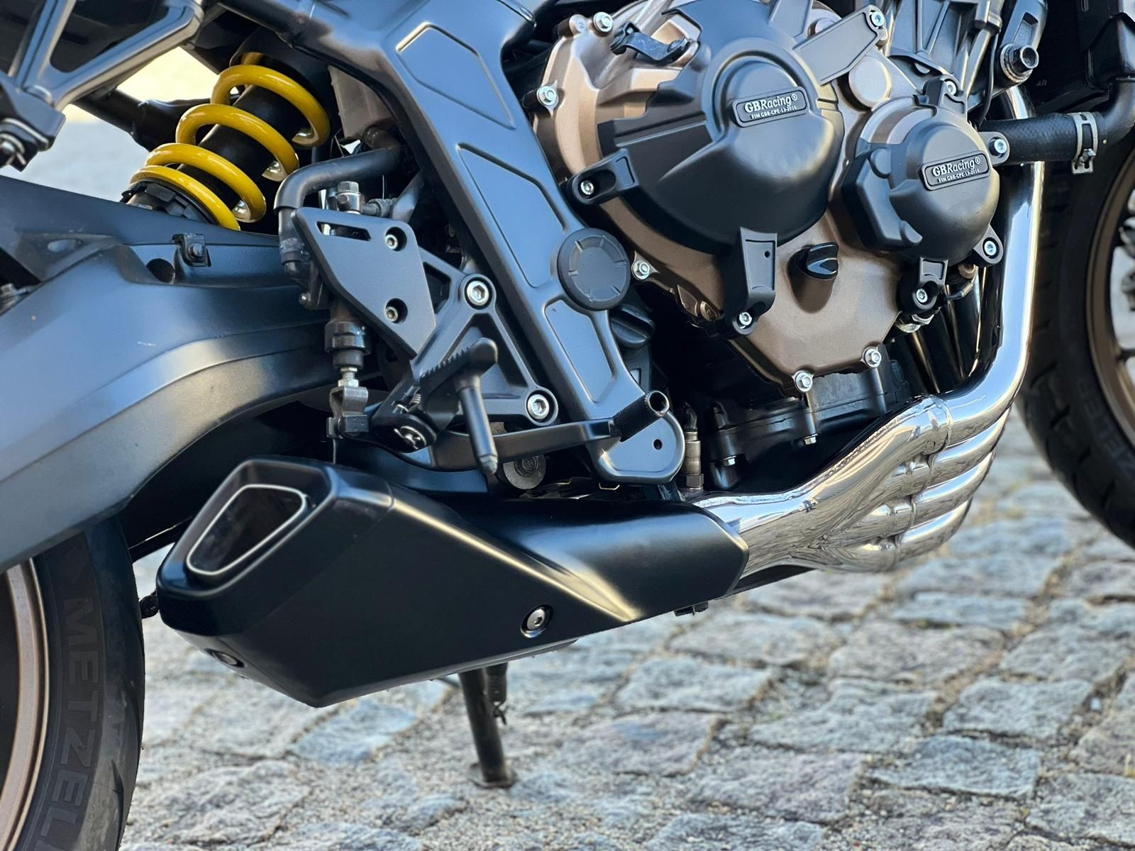 Honda cb650r 2021