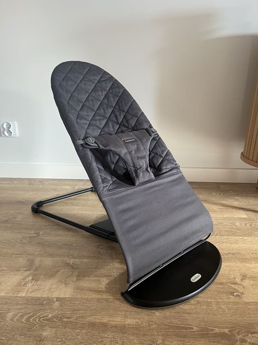 Bujaczek lezaczek babybjorn