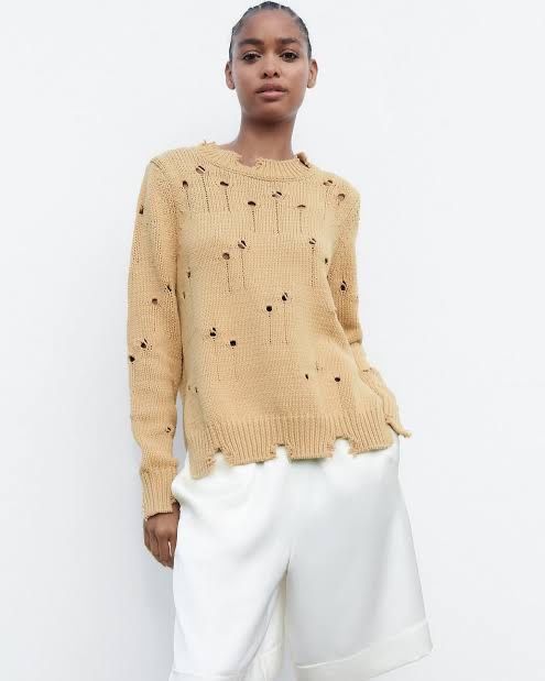 Светр zara рваний