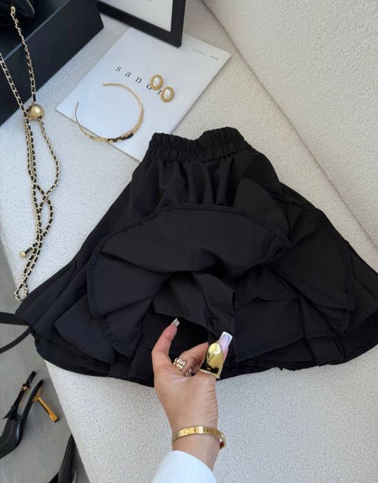 Продам спідницю шорти розмір м