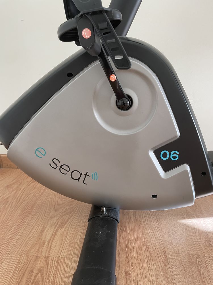 Bicicleta Estática DOMYOS e-seat 06