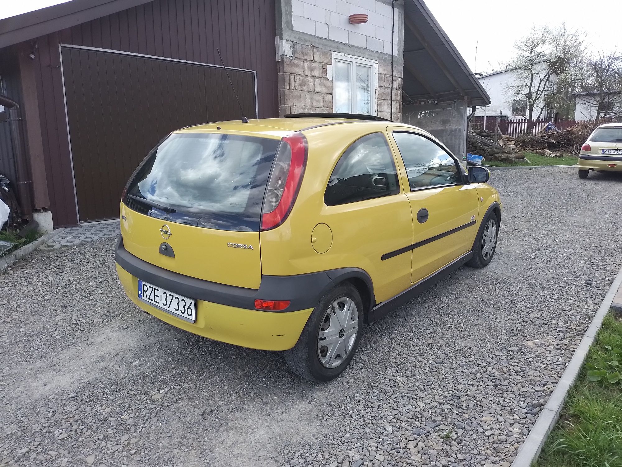 Opel corsa C 1.2, 2001 rok, wspomaganie