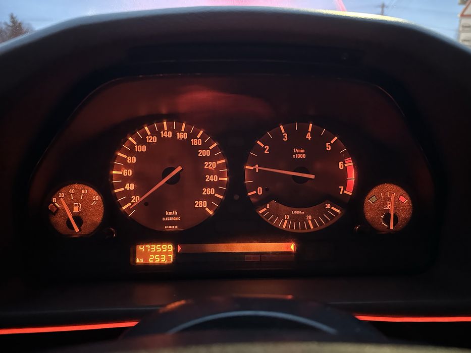 Продам BMW E34 M50B25