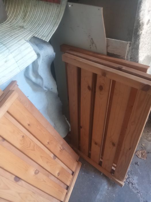 6 estrados impecáveis. Balneário ou Restaurante.