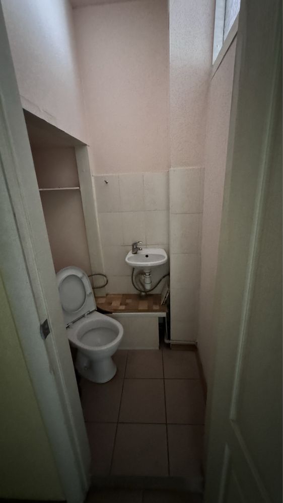 Сдам двокімнатну квартиру під офіс , біля нагорки