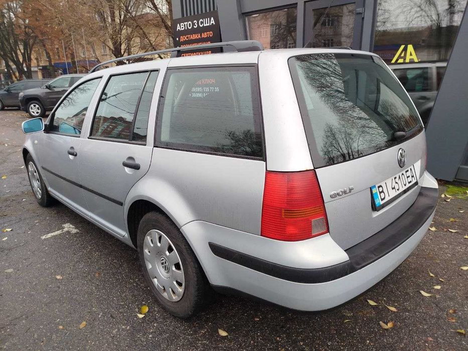 Volkswagen GOLF IV за 3500 $
