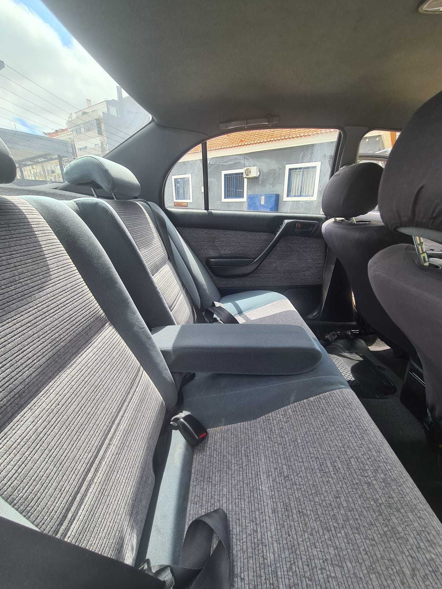 Toyota Carina E GLI 1993