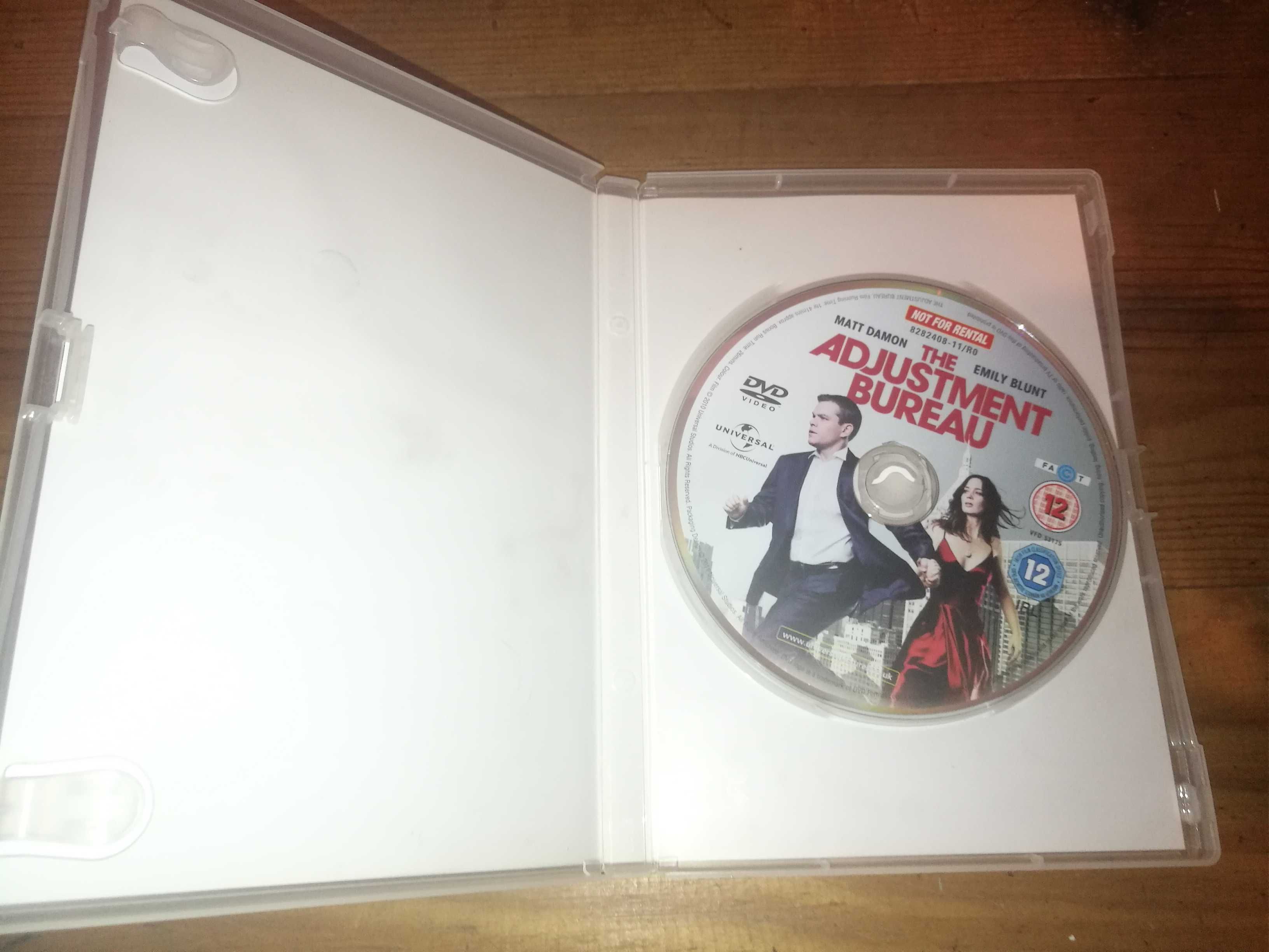 THE ADJUSTMENT BUREAU	DVD (legendagem em Inglês)