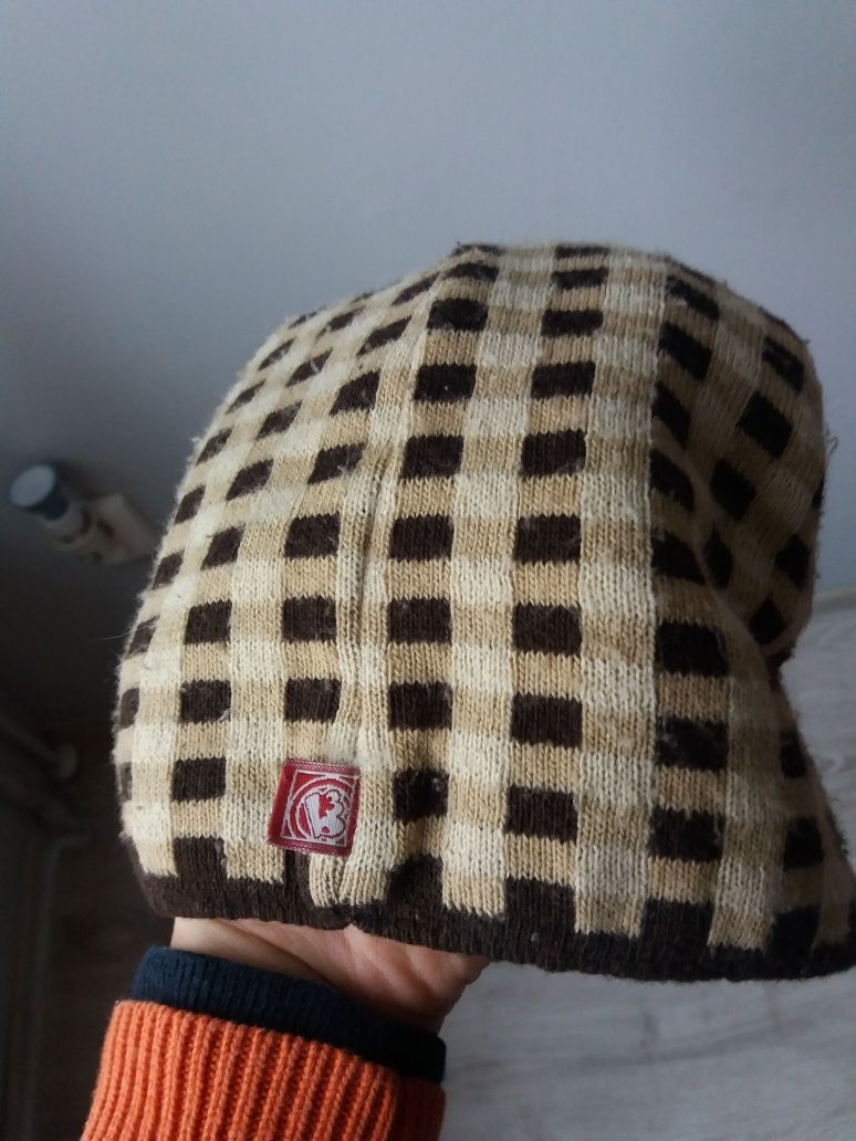 Czapka zimowa B3 z daszkiem oldscholl