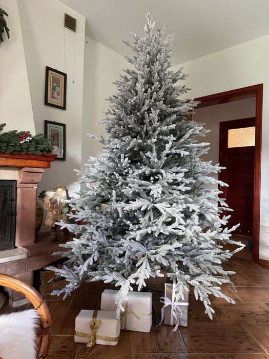 Świerk Lapland 100% PE choinka sztuczna ośnieżona jak żywa