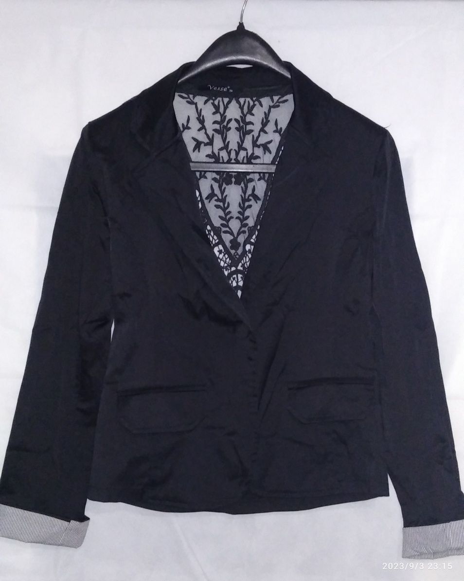 СКИДКА Женские пиджаки,46 размер