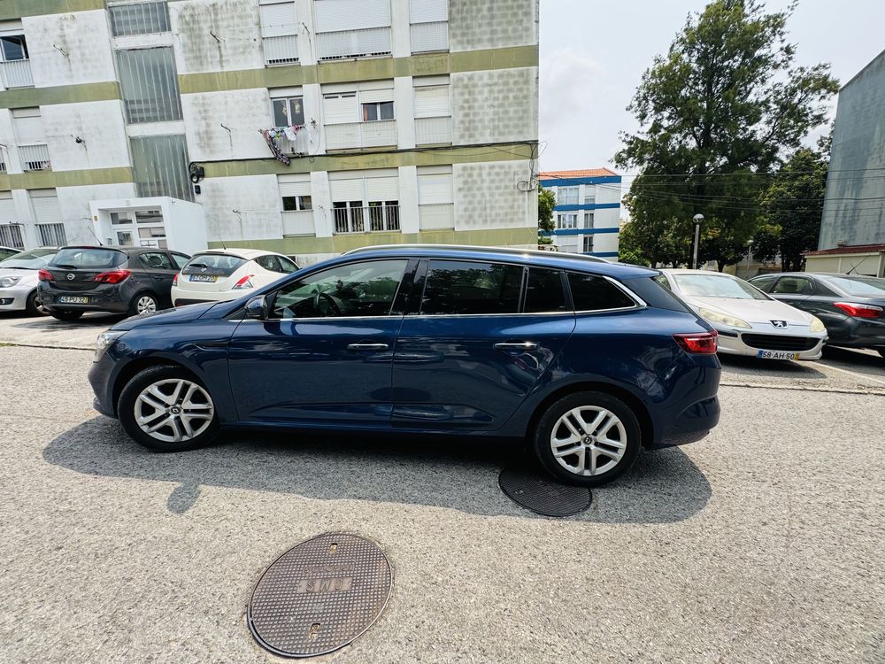 Megane IV Impecável