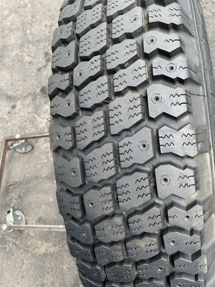 Шина 1 шт 205 R16 Michelin 10 мм 205 80 16