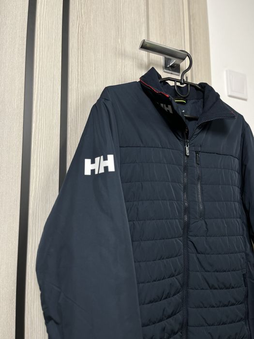 Пуховик/Чоловіча/Helly Hansen /легка та тепла куртка на осінь/зиму