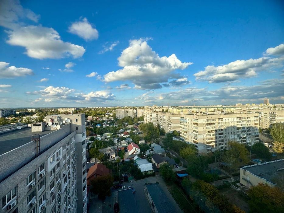 Продажа 4к с ремонтом в новом доме, паковка на два авто