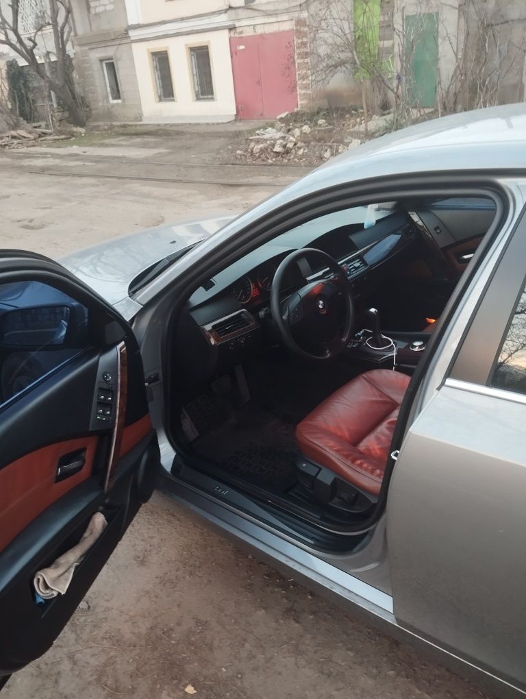 Продам Е 60 BMW 523i