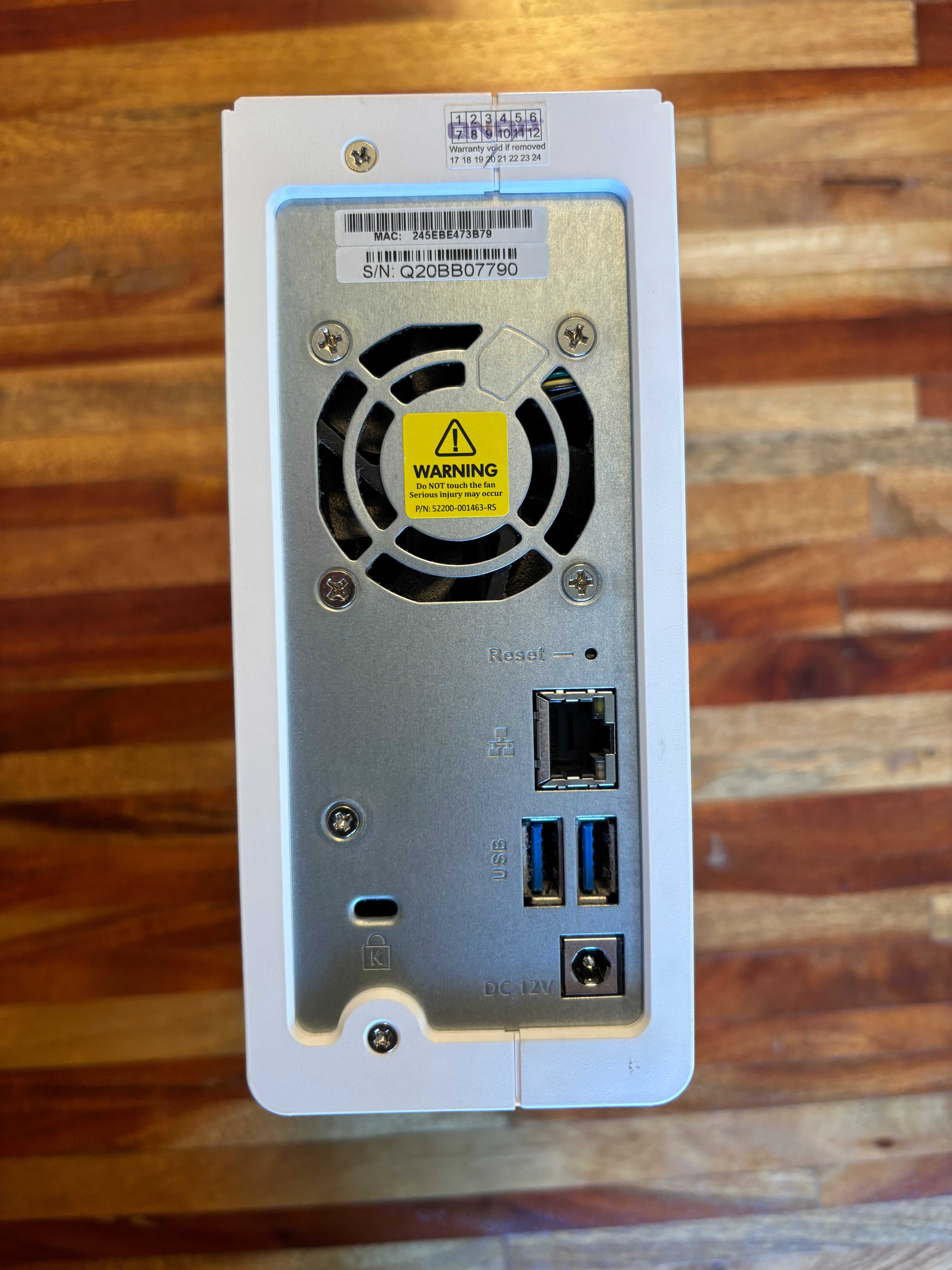 NAS QNAP TS-131K quad-core 1,7 GHz + 2 discos 2,5'