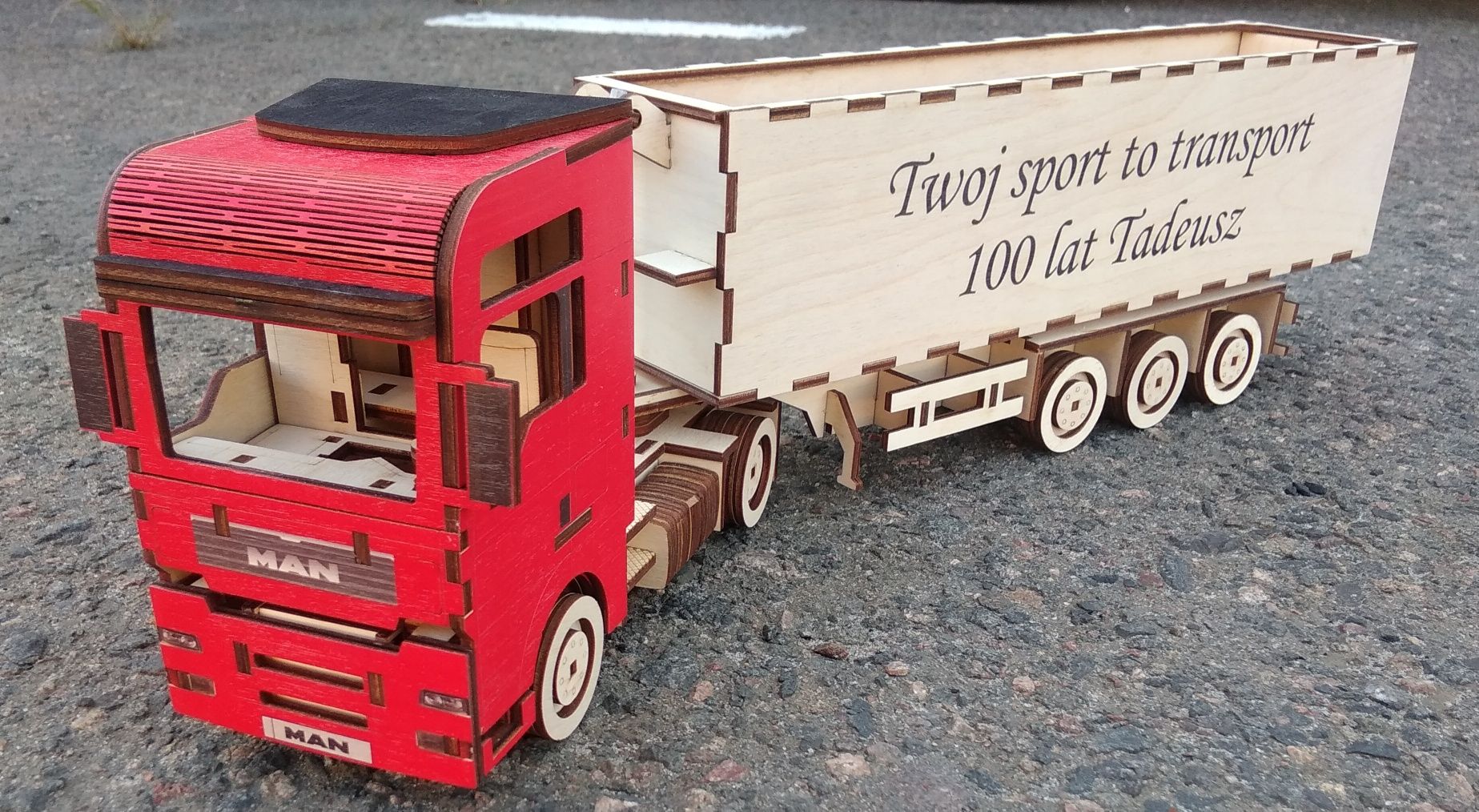 3D моделі вантажних автомобілів та сг техніки