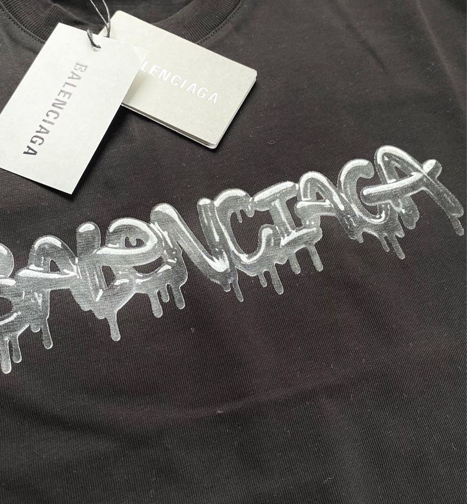 Koszulka T-Shirt Balenciaga roz.M nowa z metkami -50 %