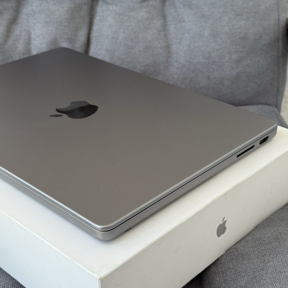 Apple Macbook Pro 14 M3 2024 8/512