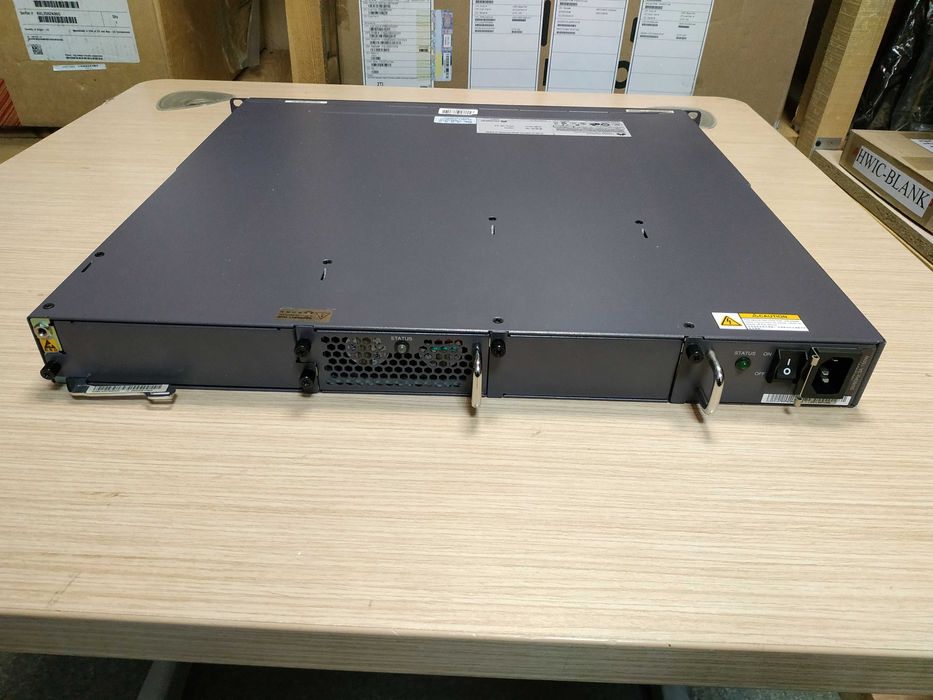 Коммутатор Huawei Quidway S5328C-EI (24 x 1G Base-T, 4 х 1G SFP)