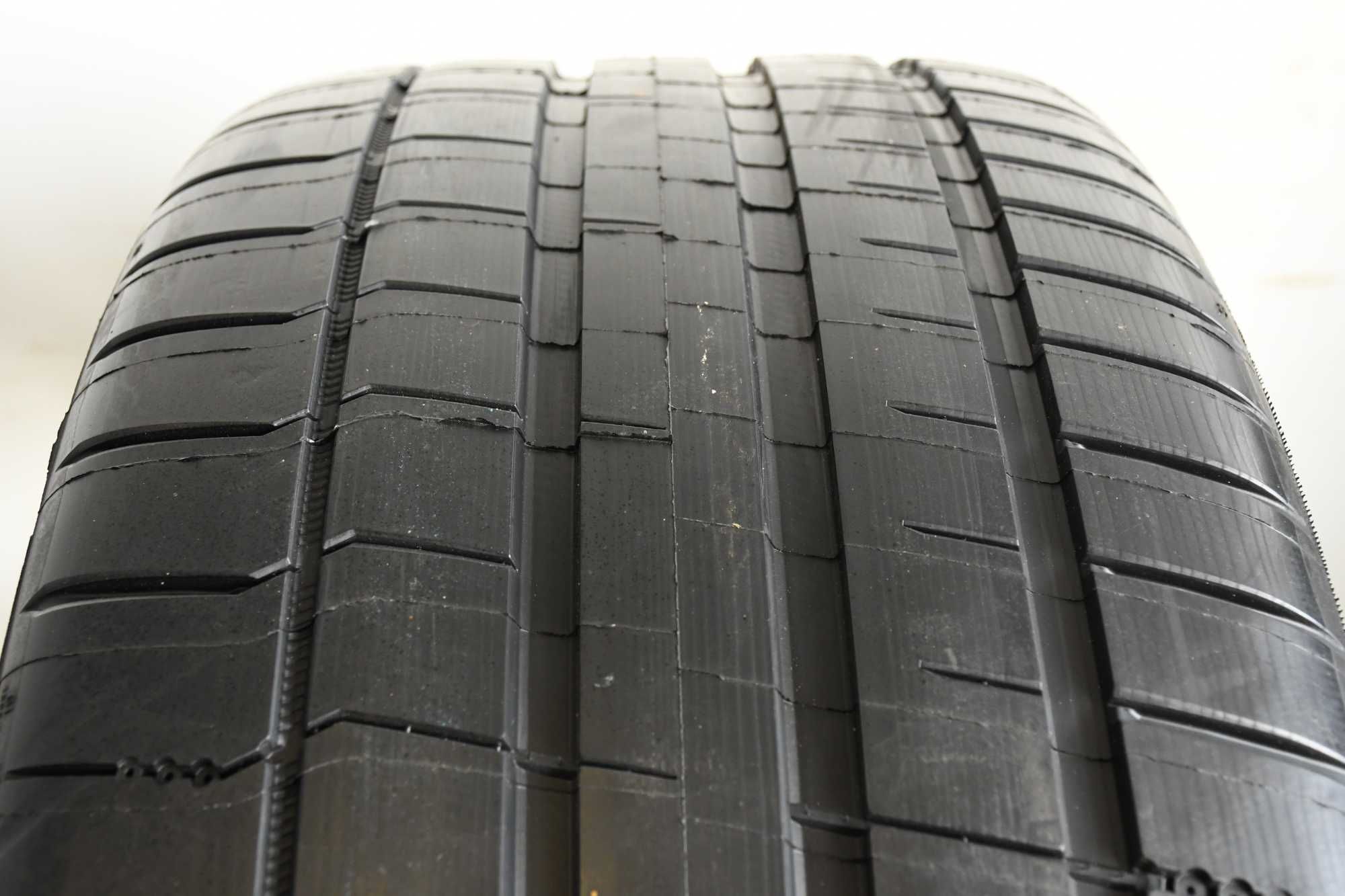 Koła Range Rover Sport SV 23" Karbon Nowe Lato Michelin 2024r