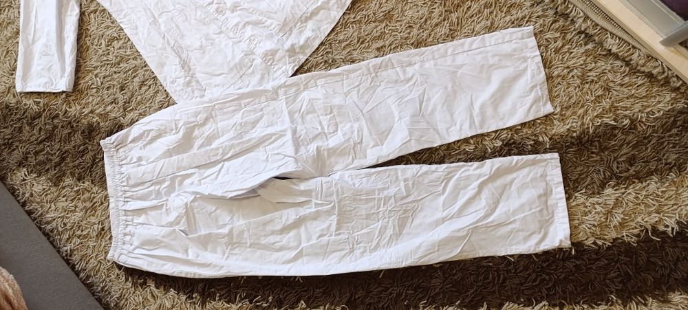 Медичний костюм .