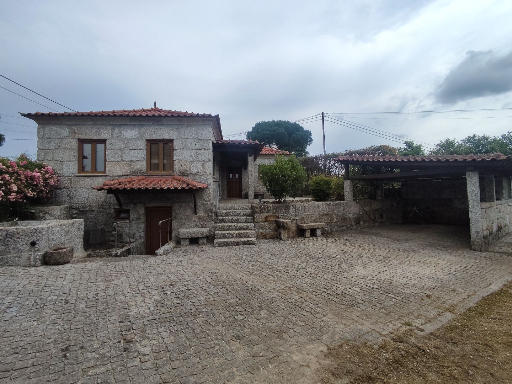 Moradia V2 para arrendar em Lousada