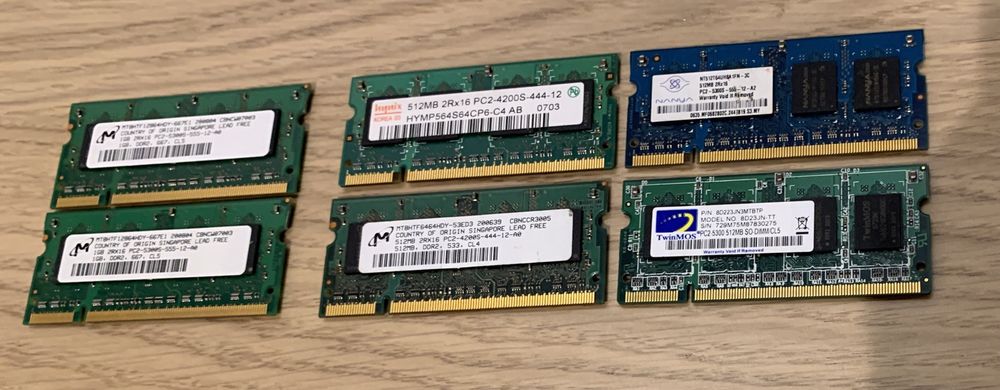 Pamięć DDR2 1 GB i 512MB