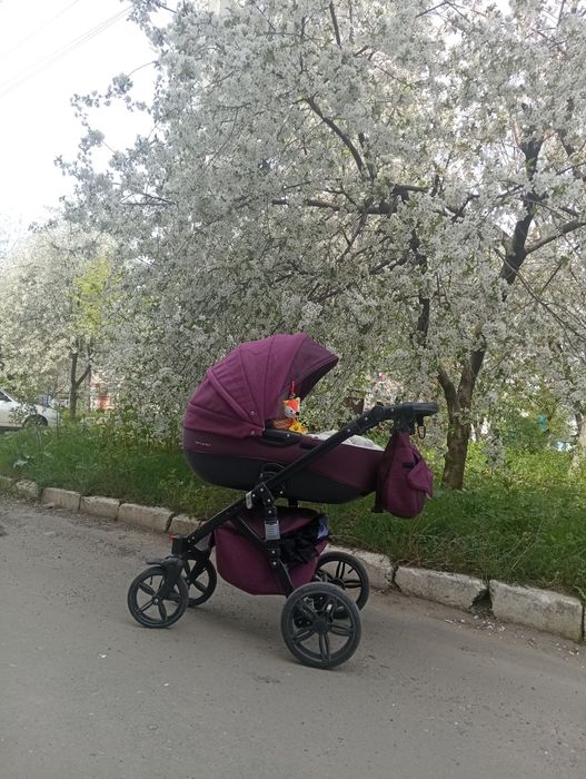 Коляска 2 в 1 Riko brano