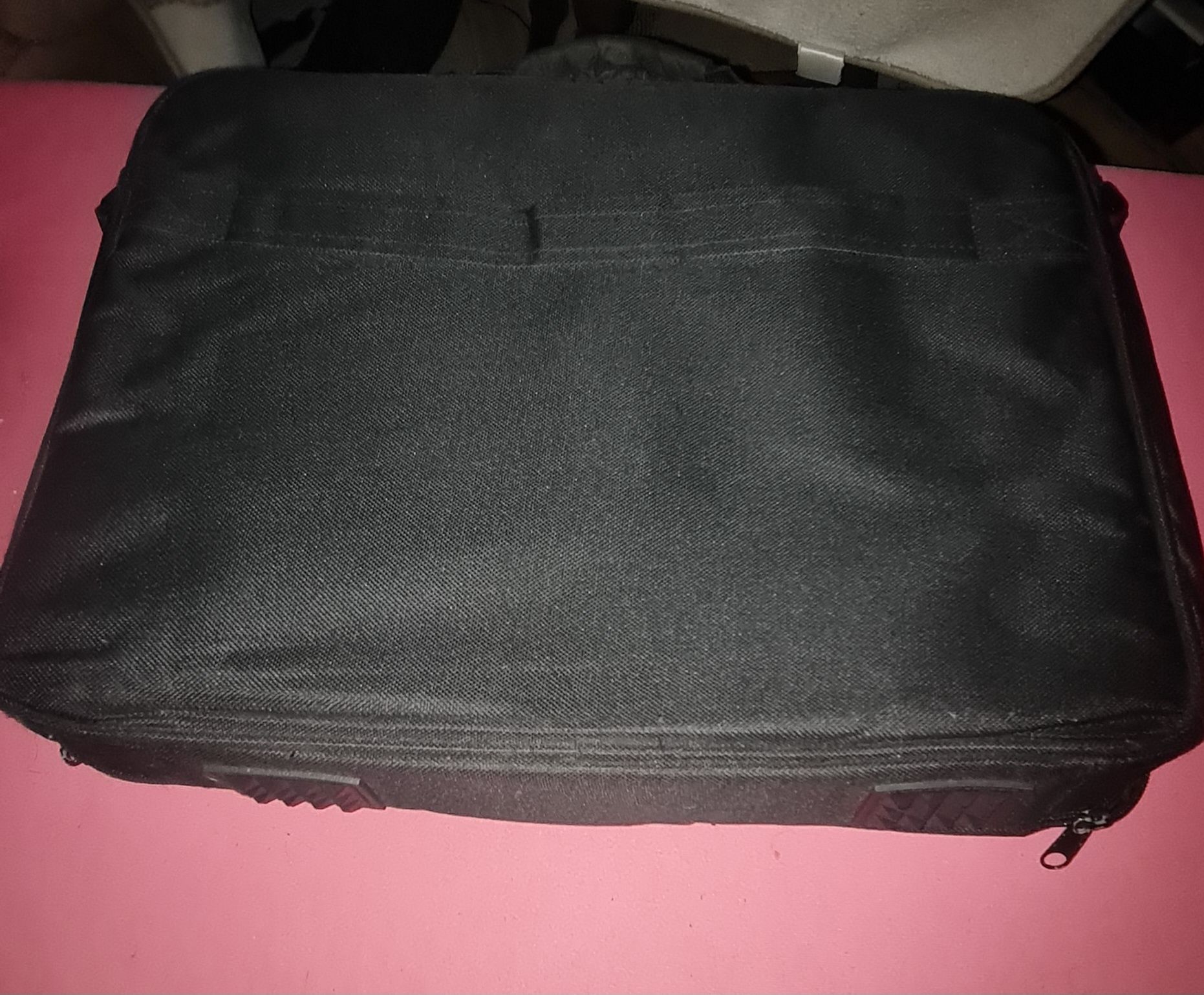 Torba na laptopa 15,6 -8 cali marki Modecom stan idealny!