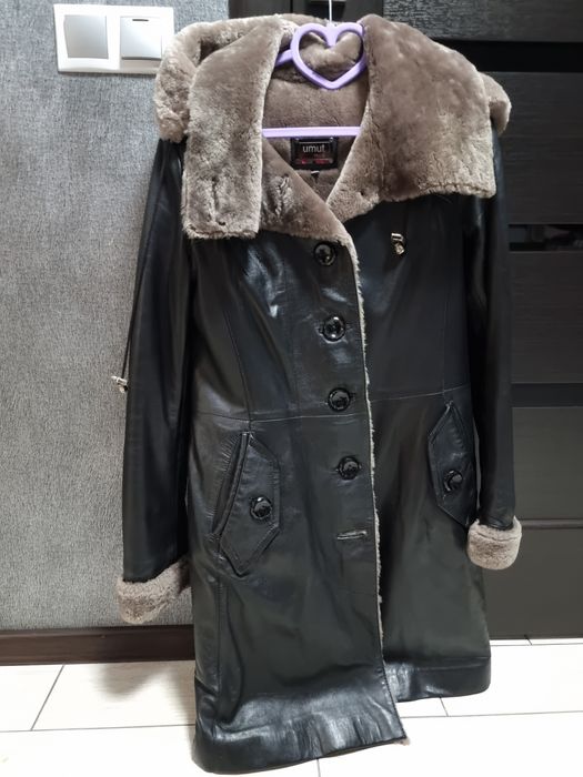 Шкіряна зимова дублянка