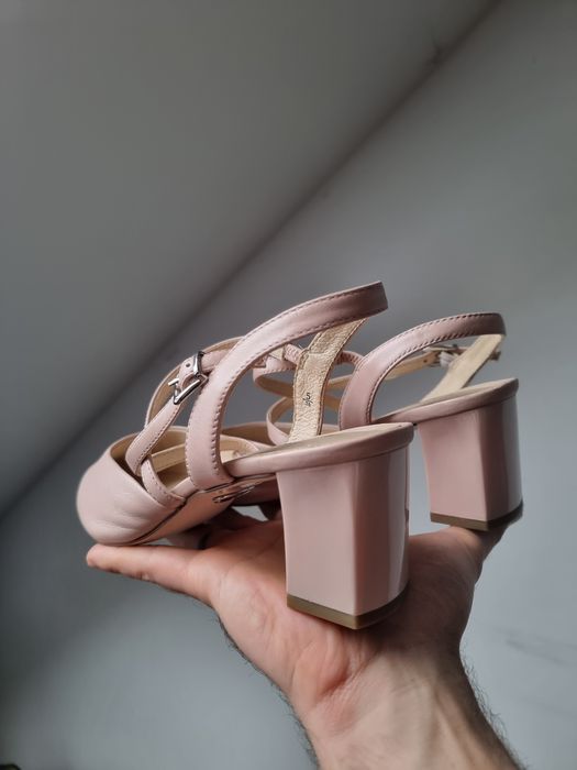 Caprice kitten heels obcasy czółenka sandałki czubek szpic